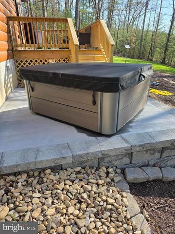 120 CATALPA CT, Luray, VA 22835