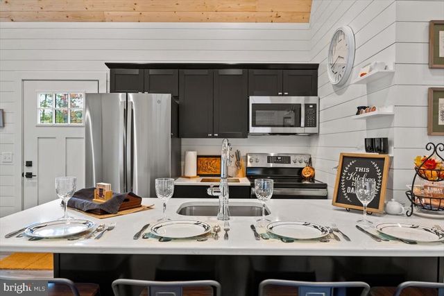 120 CATALPA CT, Luray, VA 22835