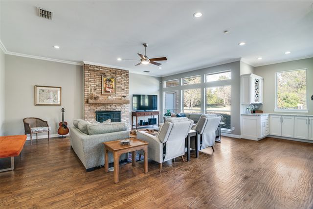 202 Carriage Hill Lane, Heath, TX 75032