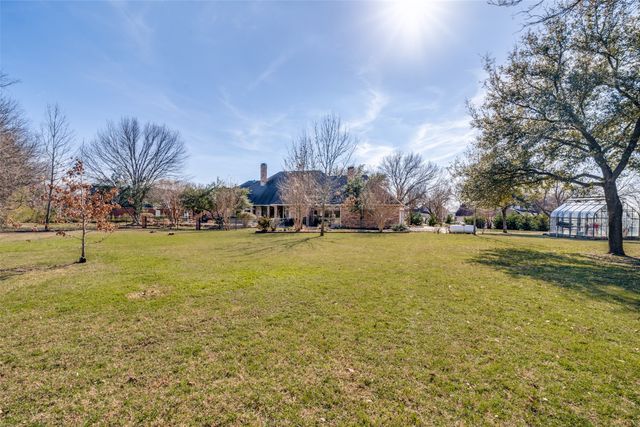202 Carriage Hill Lane, Heath, TX 75032