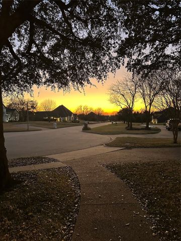 202 Carriage Hill Lane, Heath, TX 75032