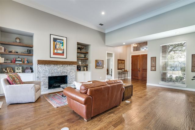 202 Carriage Hill Lane, Heath, TX 75032