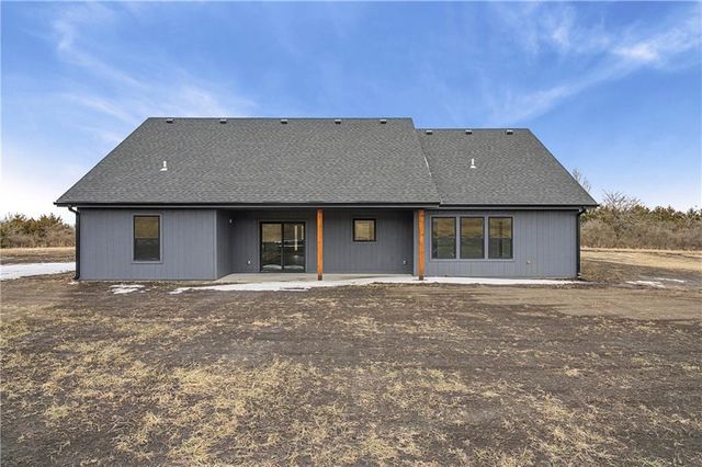 710 NW 1501 Road, Holden, MO 64040