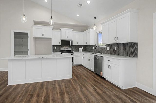 710 NW 1501 Road, Holden, MO 64040