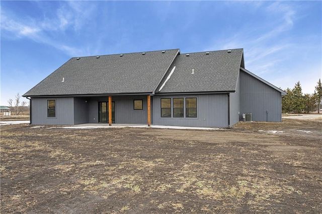 710 NW 1501 Road, Holden, MO 64040