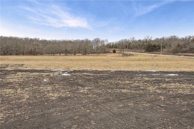 710 NW 1501 Road, Holden, MO 64040