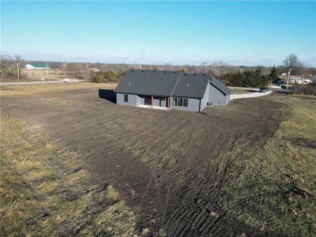 710 NW 1501 Road, Holden, MO 64040
