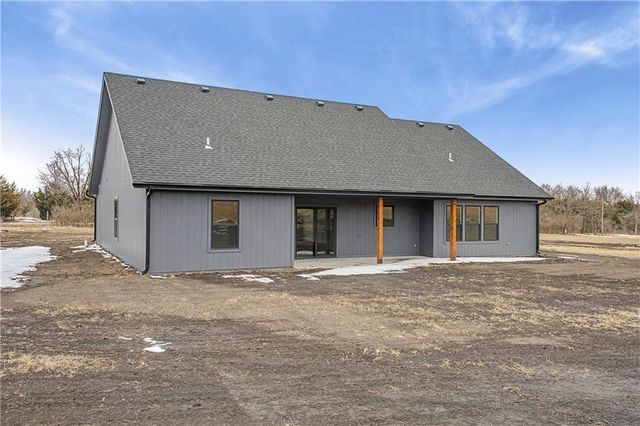 710 NW 1501 Road, Holden, MO 64040