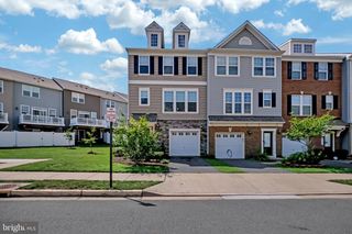 8428 GIRVAN CT, Manassas, VA 20109
