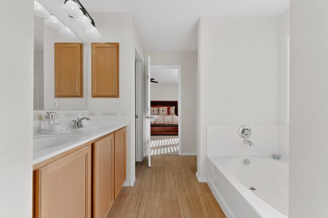 2334 Vista De Colinas Drive SE, Rio Rancho, NM 87124