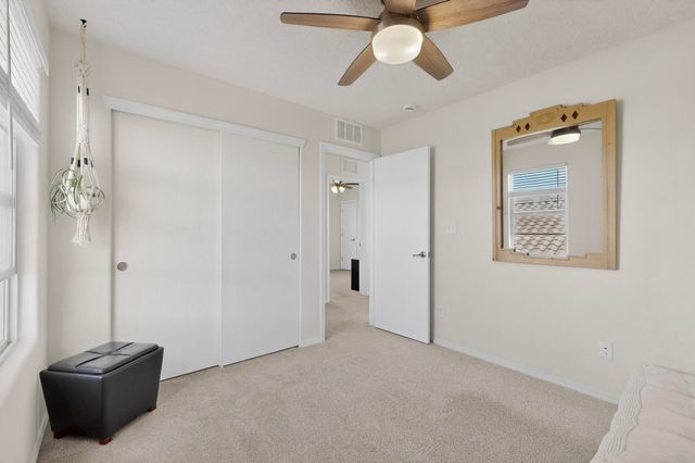 2334 Vista De Colinas Drive SE, Rio Rancho, NM 87124