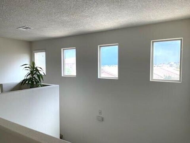 2334 Vista De Colinas Drive SE, Rio Rancho, NM 87124