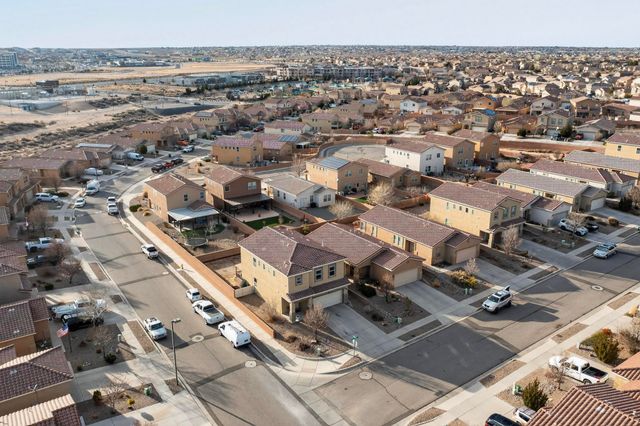 2334 Vista De Colinas Drive SE, Rio Rancho, NM 87124