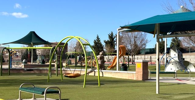 2334 Vista De Colinas Drive SE, Rio Rancho, NM 87124