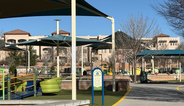 2334 Vista De Colinas Drive SE, Rio Rancho, NM 87124