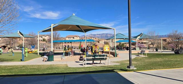 2334 Vista De Colinas Drive SE, Rio Rancho, NM 87124