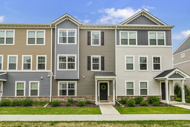 15577 Everglade Avenue, Apple Valley, MN 55124