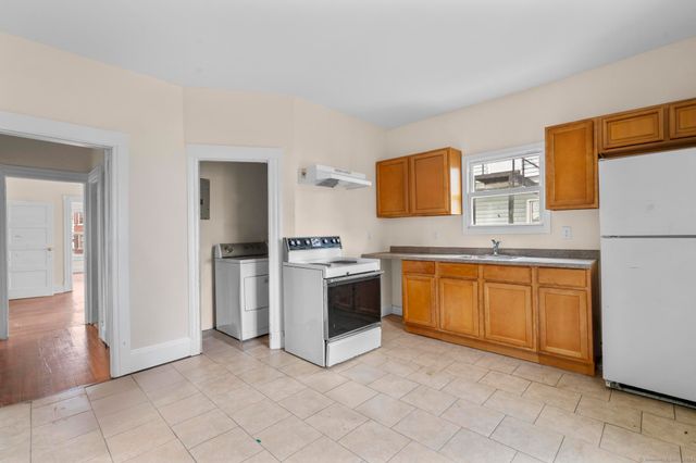 47 Sisson Avenue, Hartford, CT 06106