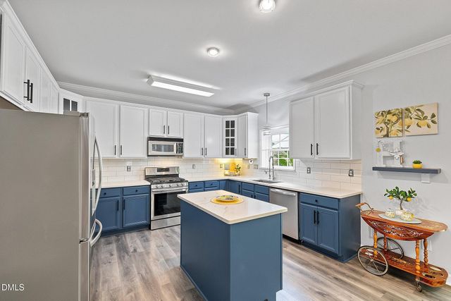 2800 Carriage Meadows Drive, Wake Forest, NC 27587