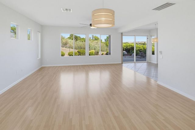 2341 Stepping Stone Ln, Lincoln, CA 95648