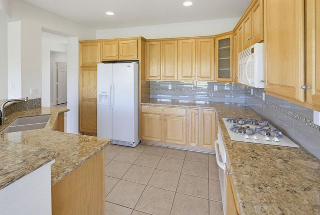 2341 Stepping Stone Ln, Lincoln, CA 95648