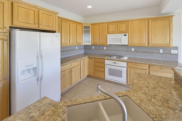 2341 Stepping Stone Ln, Lincoln, CA 95648
