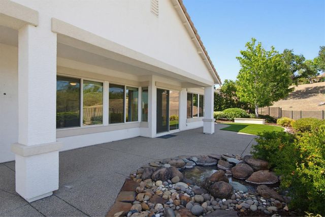 2341 Stepping Stone Ln, Lincoln, CA 95648