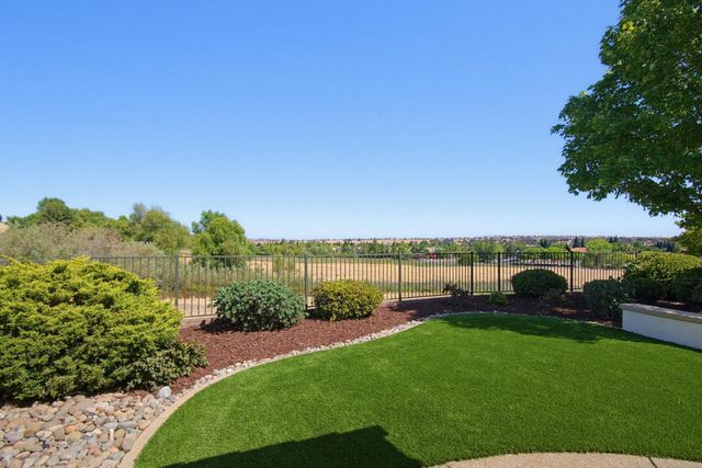 2341 Stepping Stone Ln, Lincoln, CA 95648