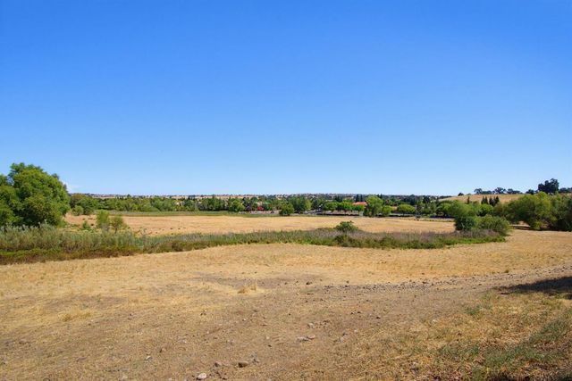 2341 Stepping Stone Ln, Lincoln, CA 95648