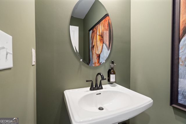 80 W Cove Road, Ringgold, GA 30736