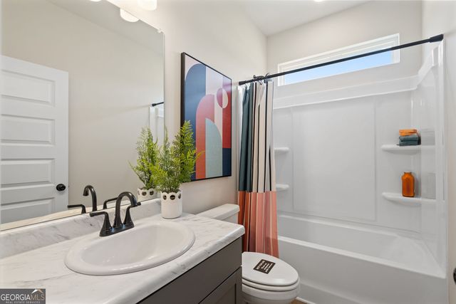 80 W Cove Road, Ringgold, GA 30736