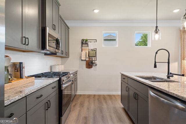 80 W Cove Road, Ringgold, GA 30736