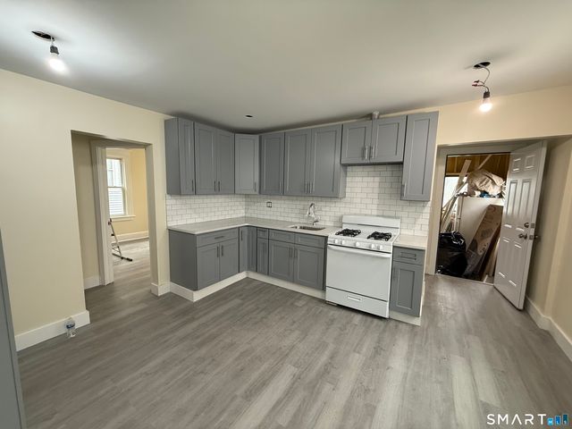 82 Bunker Hill Avenue, Waterbury, CT 06708