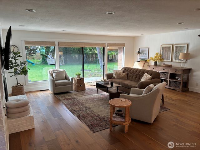 720 1st Street, Hoquiam, WA 98550