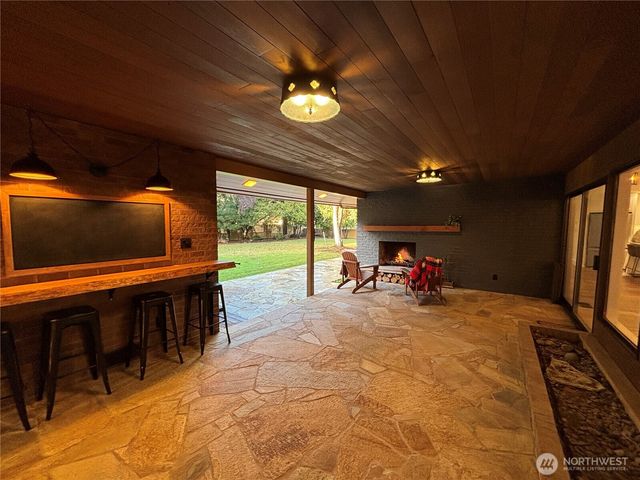 720 1st Street, Hoquiam, WA 98550