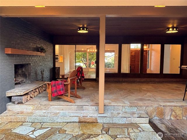 720 1st Street, Hoquiam, WA 98550