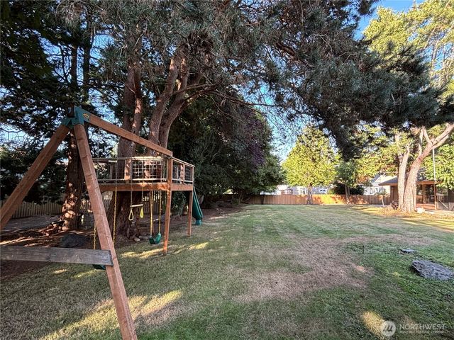 720 1st Street, Hoquiam, WA 98550