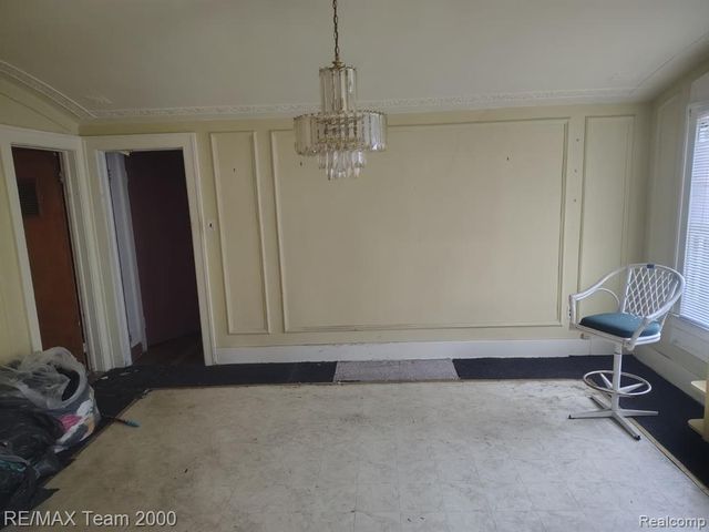 8700 Dexter Avenue, Detroit, MI 48206