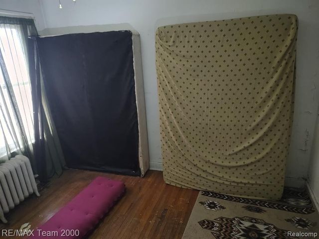 8700 Dexter Avenue, Detroit, MI 48206