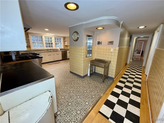 60 Sullivan Street, Cazenovia, NY 13035