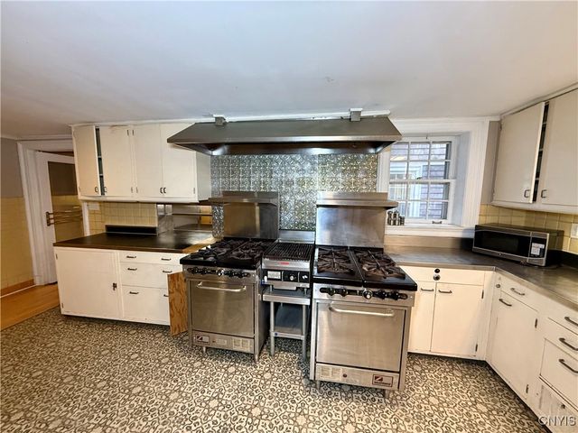 60 Sullivan Street, Cazenovia, NY 13035