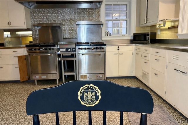 60 Sullivan Street, Cazenovia, NY 13035