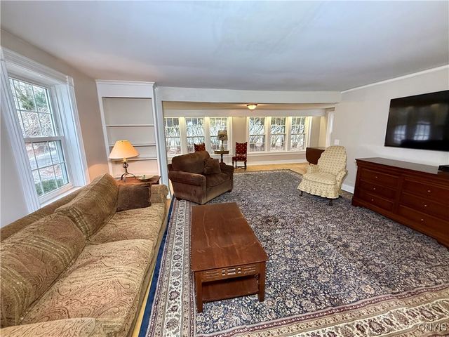 60 Sullivan Street, Cazenovia, NY 13035