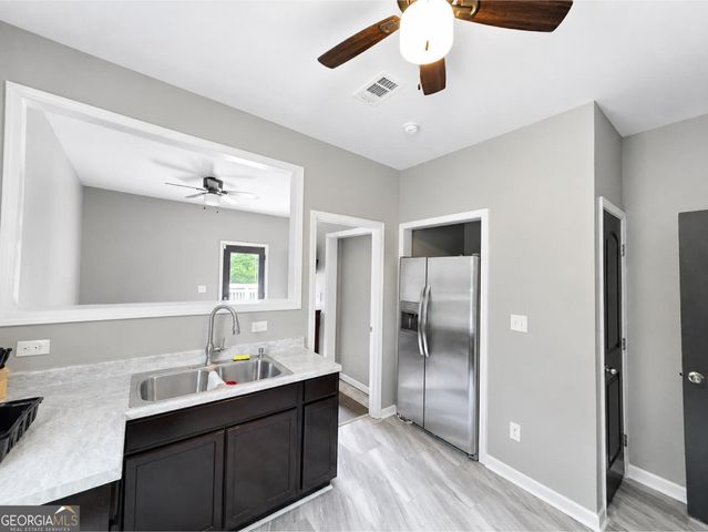 5589 River Road B, Ellenwood, GA 30294