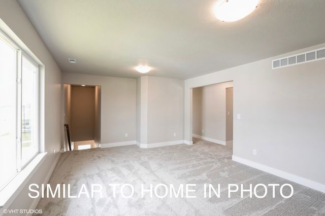 5664 Brook View Avenue, Des Moines, IA 50317