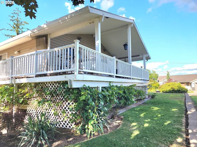 5321 Se WELCH Rd, Gresham, OR 97080