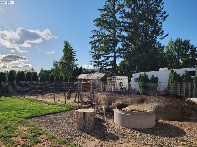 5321 Se WELCH Rd, Gresham, OR 97080