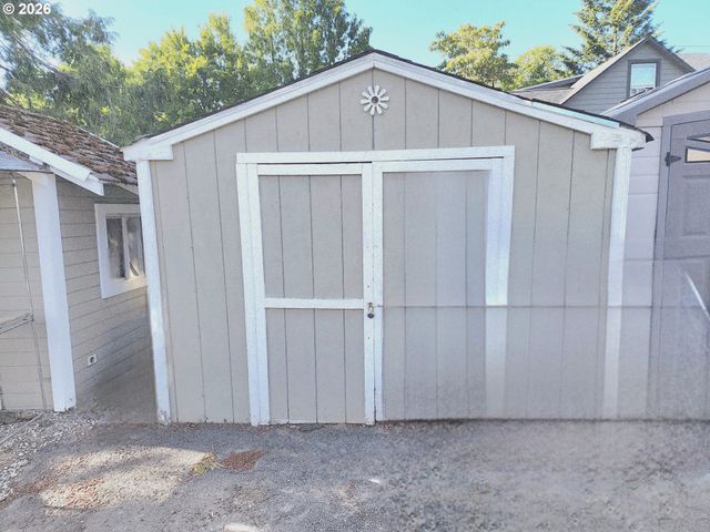 5321 Se WELCH Rd, Gresham, OR 97080