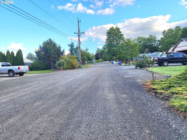 5321 Se WELCH Rd, Gresham, OR 97080