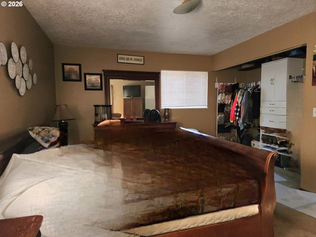 5321 Se WELCH Rd, Gresham, OR 97080